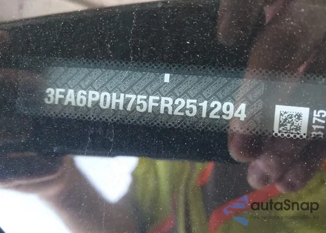 2015 Ford Fusion Se z USA, uszkodzony, nr VIN 3FA6P0H75FR251294